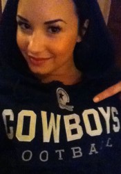 Demi Lovato Personal Twitter Photo