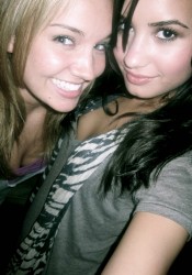 Demi Lovato Personal Twitter Photo