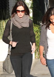 Emily Blunt with Friend Heading to Lunch in Los Angeles