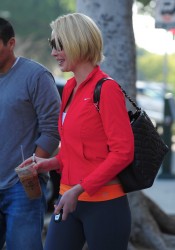 Katherine Heigl Leaving Bungalow Cafe in Los Angeles