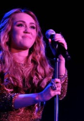 Miley Cyrus - Trevor Live At The Hollywood Palladium In LA