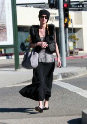 Nicky Hilton Shopping Candids in Los Angeles