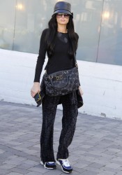 Paris Hilton Goes to Shopping in Beverly Hills