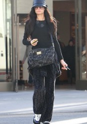 Paris Hilton Goes to Shopping in Beverly Hills