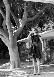 Rosie Huntington-Whiteley - Harper's Bazaar UK Magazine Photoshoot