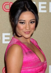 Shay Mitchell