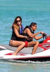 Aida Yespica and Claudia Galanti