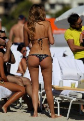 Aida Yespica and Claudia Galanti