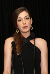 Anne Hathaway