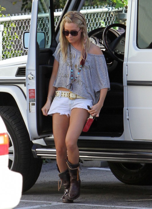 Ashley Tisdale