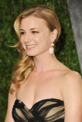 Emily VanCamp