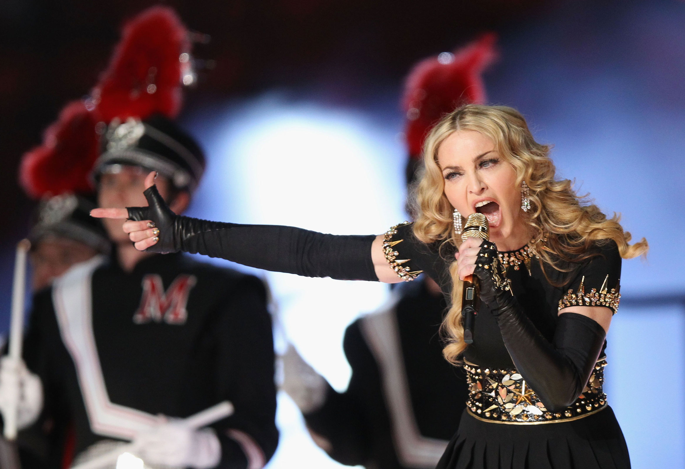 Мадонна костюмы концертные