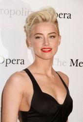 AMBER HEARD