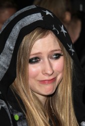 AVRIL LAVIGNE