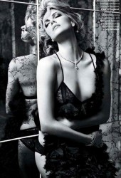 CHARLIZE THERON