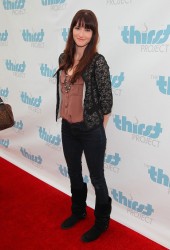 CHYLER LEIGH
