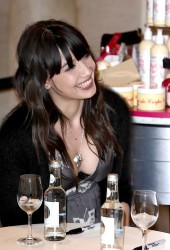 DAISY LOWE