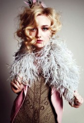 DAKOTA FANNING