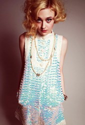 DAKOTA FANNING