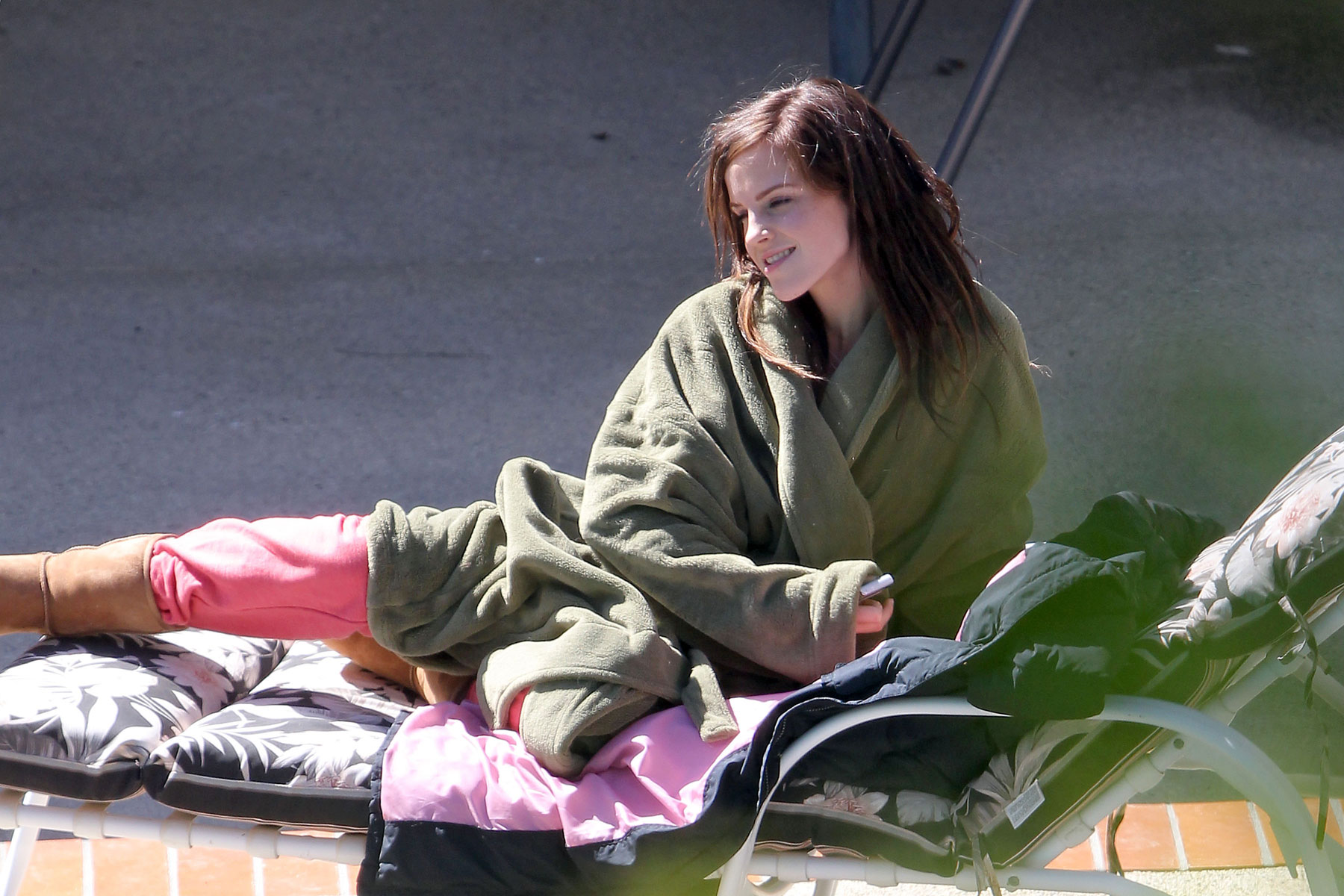 EMMA-WATSON-on-the-Set-of-The-Bling-Ring-in-Los-Angeles-12.jpg