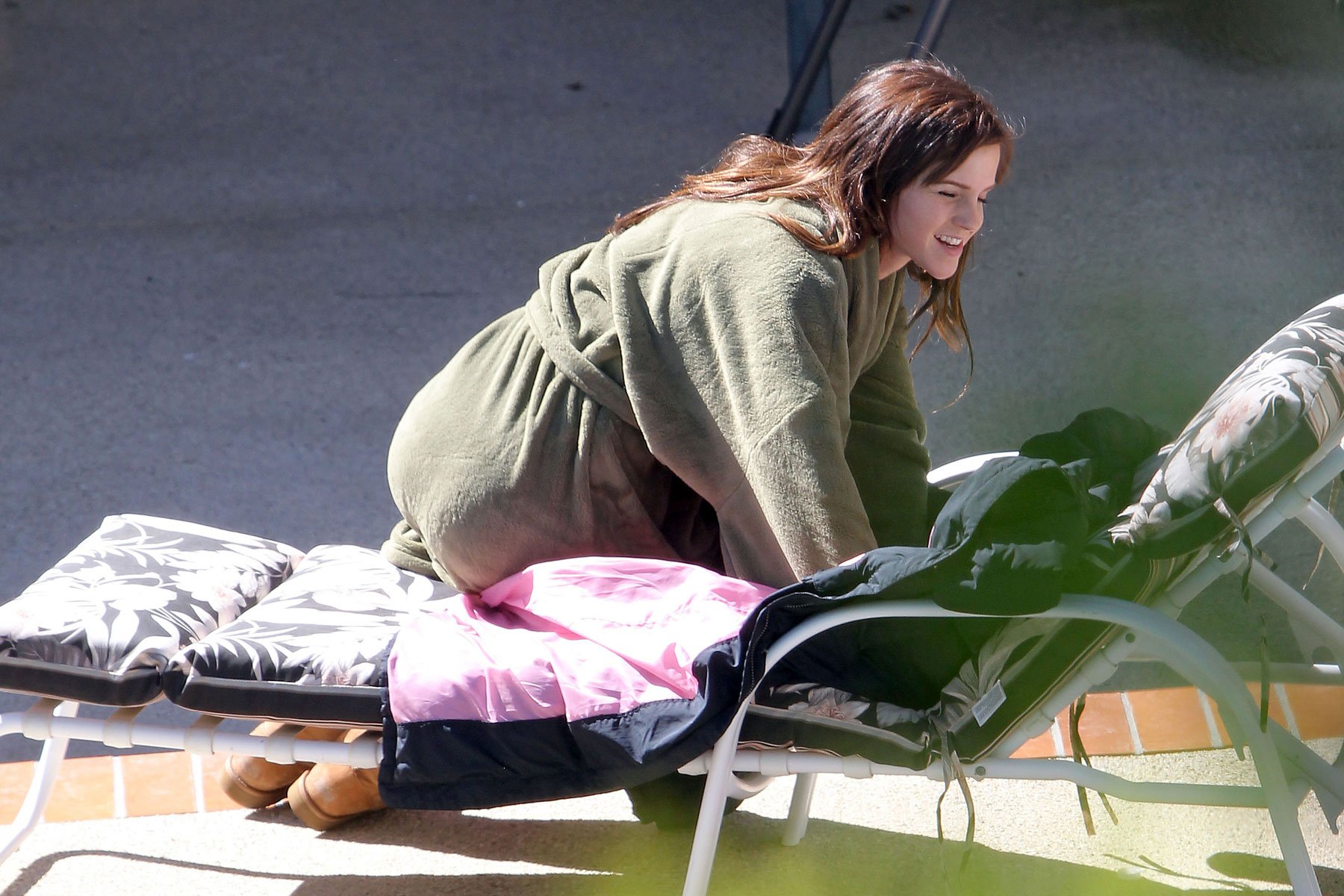EMMA-WATSON-on-the-Set-of-The-Bling-Ring-in-Los-Angeles-9.jpg