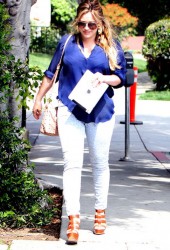 HILARY DUFF