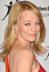 JERI RYAN