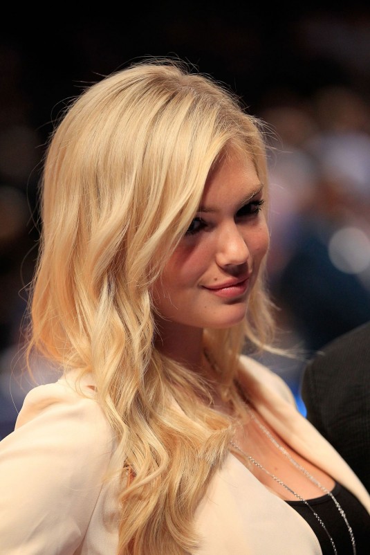 KATE UPTON