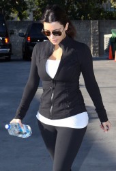 KIM KARDASHIAN