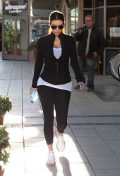 KIM KARDASHIAN