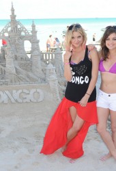 LUCY HALE and ASHLEY BENSON