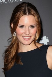 MAGGIE GRACE