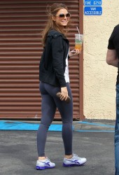 MARIA MENOUNOS