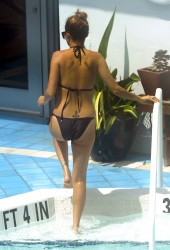 NICOLE RICHIE