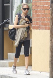 NICOLE RICHIE