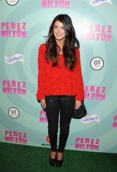 SHENAE GRIMES
