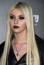 Taylor Momsen