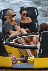 Vanessa Hudgens and Ashley Benson