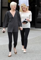 AMBER HEARD with Sister