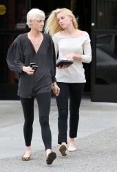 AMBER HEARD with Sister