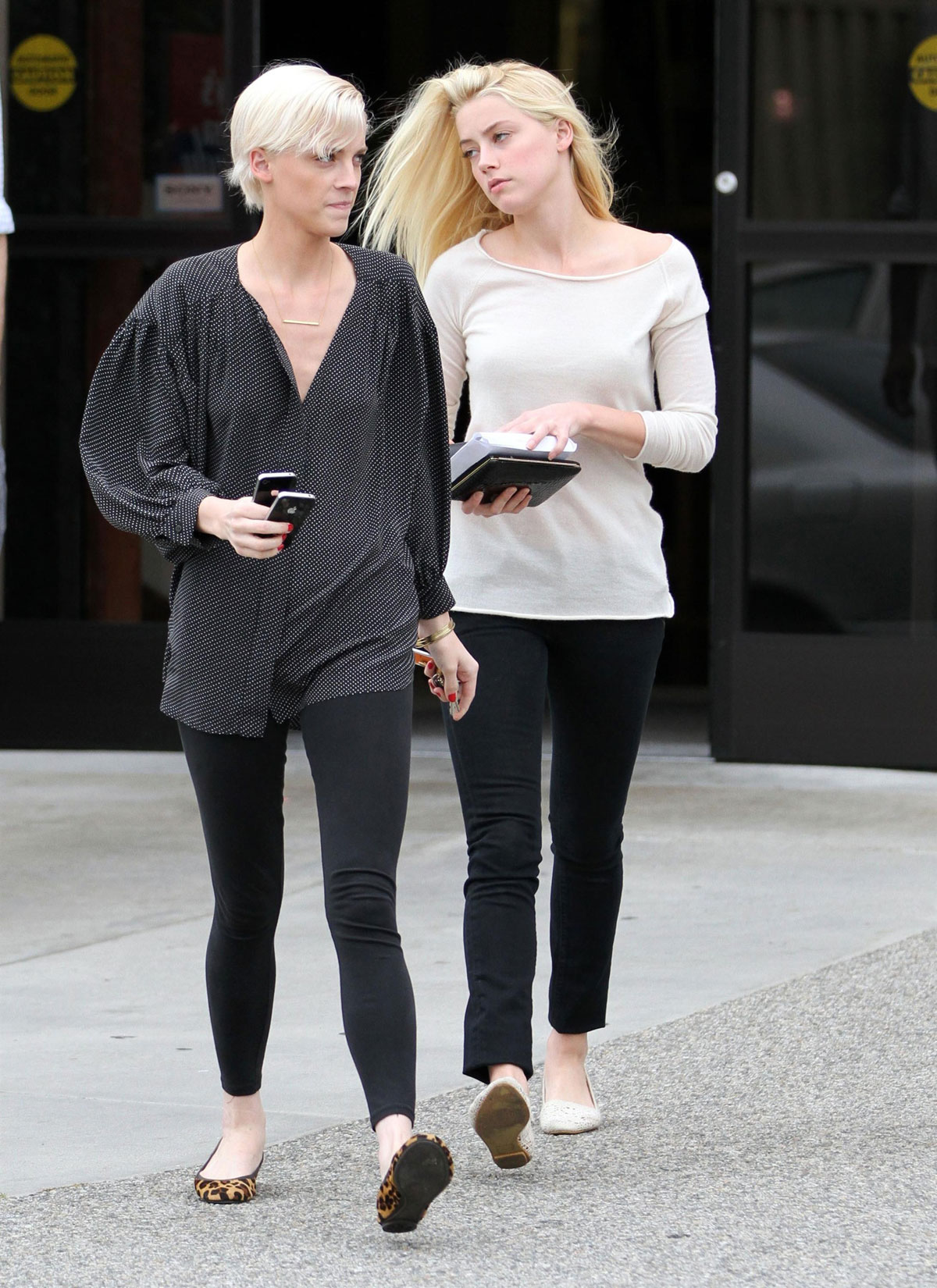 AMBER HEARD with Sister – HawtCelebs