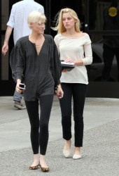 AMBER HEARD with Sister