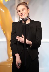 ANNA PAQUIN