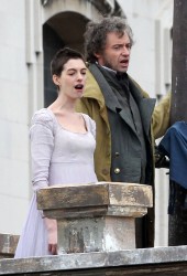 ANNE HATHAWAY and Hugh Jackman