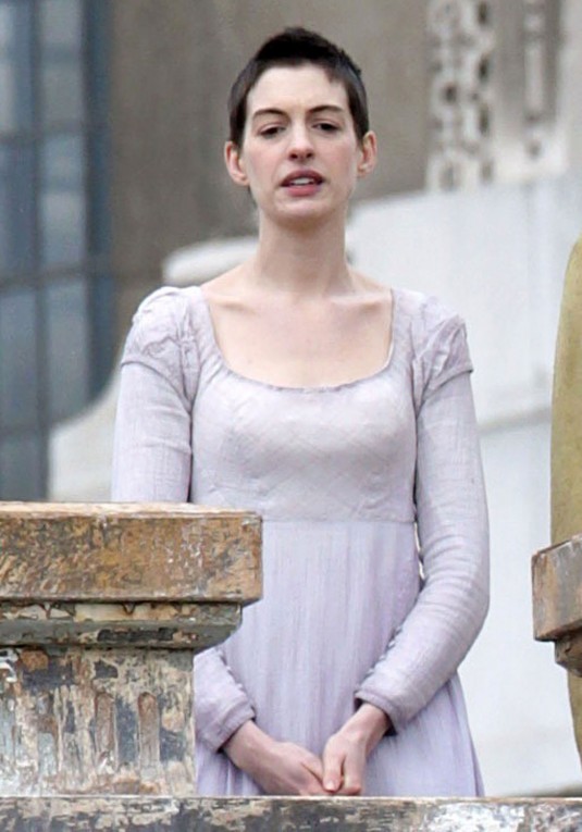 ANNE HATHAWAY