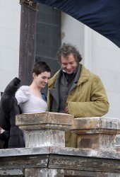 ANNE HATHAWAY and Hugh Jackman