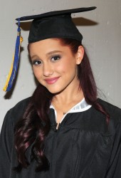 ARIANA GRANDE