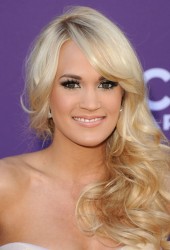 CARRIE UNDERWOOD