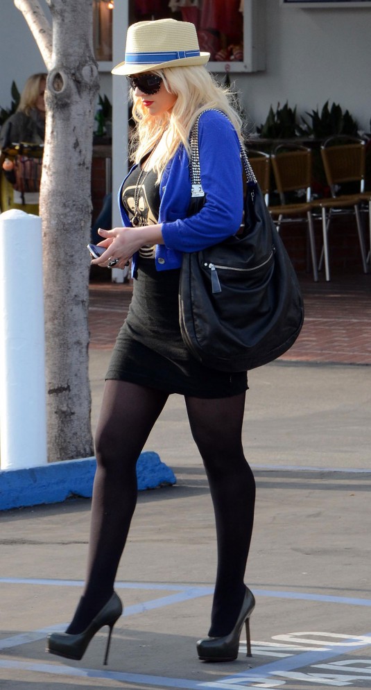 CHRISTINA AGUILERA