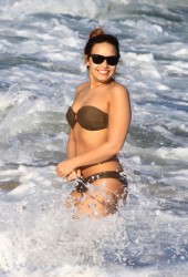 DEMI LOVATO